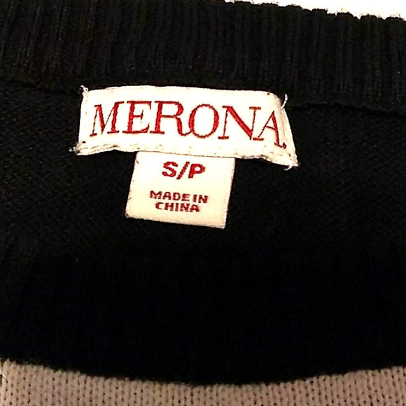NWOT Merona SuPer Soft B/W Knit Cross Print Crewneck Sweater - Picture 12 of 13